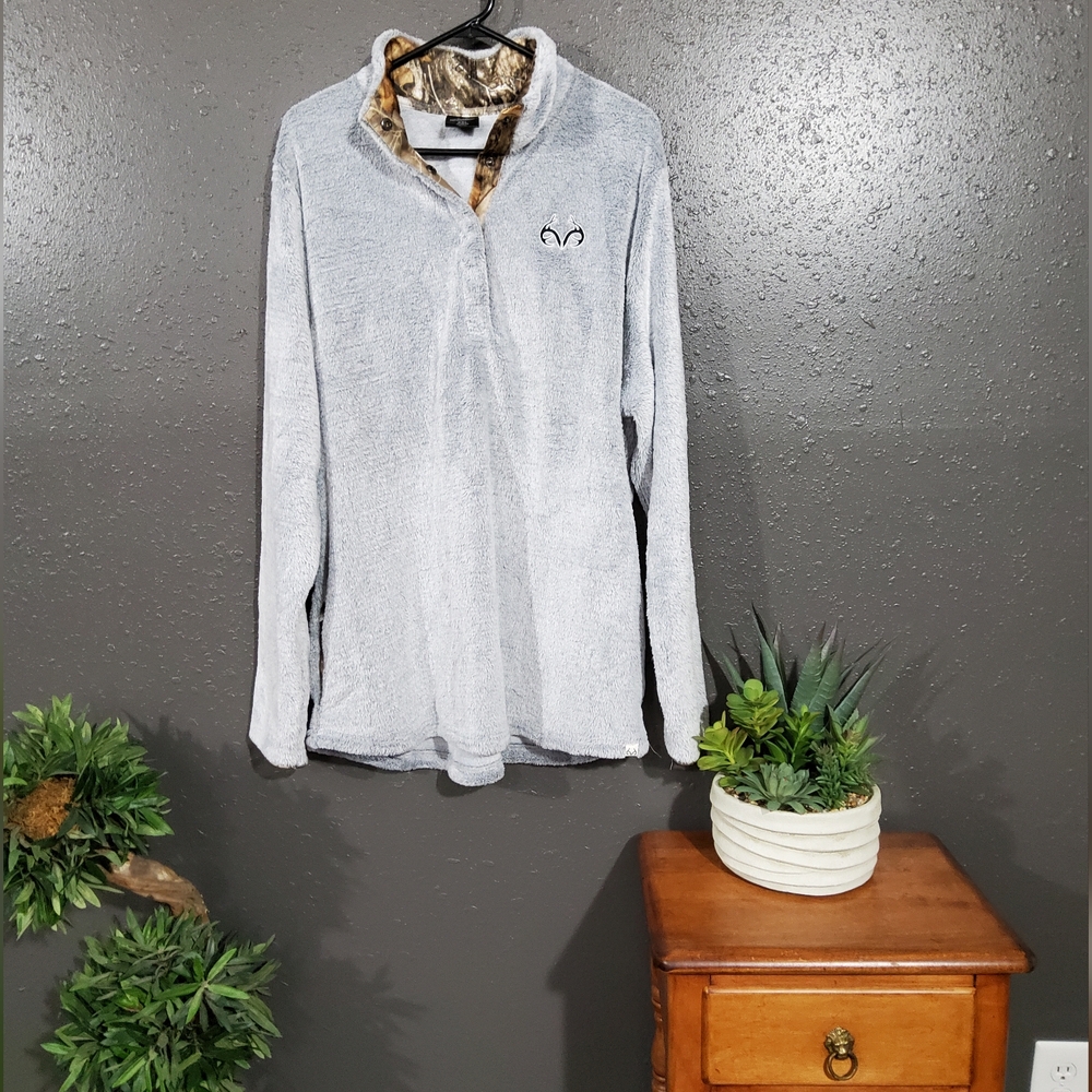 RealTree Gray Pullover fleece